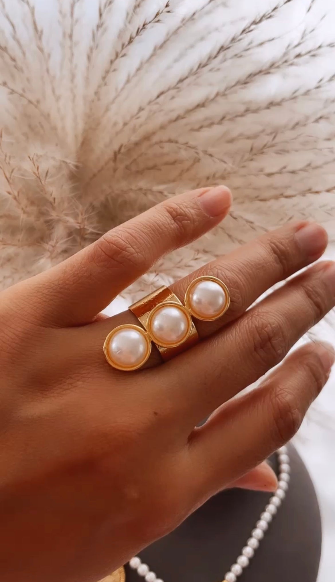 Greta Pearl Ring