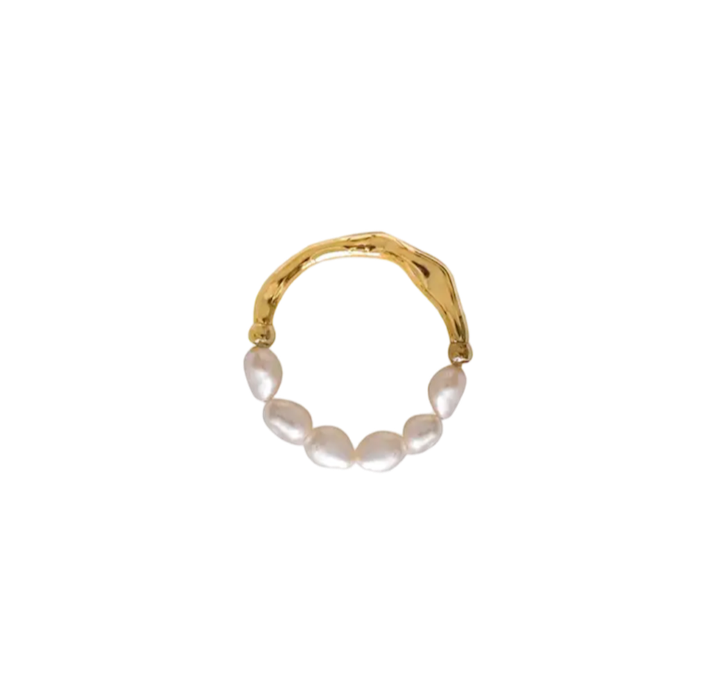 Glow-Up Pearls Ring