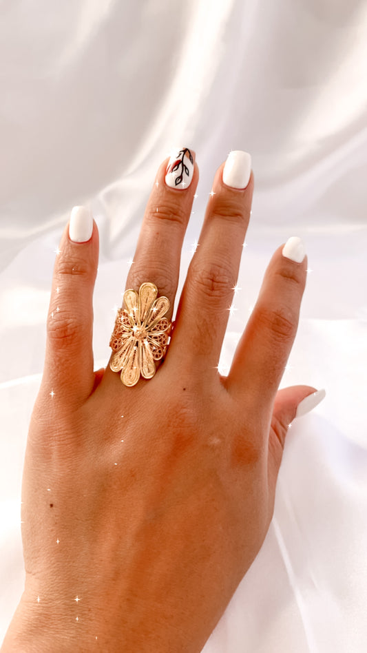 Roseta Filigree Ring